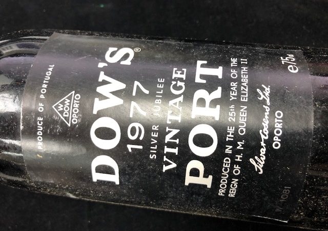 Dows Vintage Port 1977